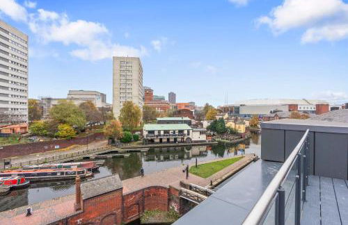 Signature Suite- City Centre, Pool Table, Canal, Netflix Sleeps 7 - Foto 7