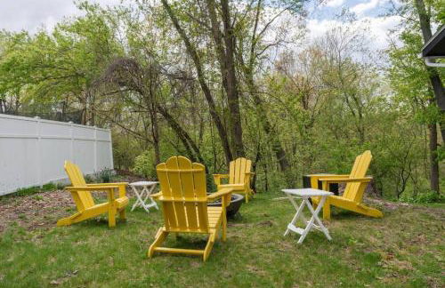 Double The Fun II Two Houses and fire pit in shared yard - Foto 40