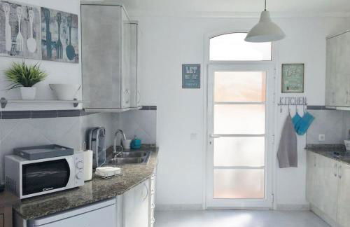 LOVELY VILLA - Pool front, private roof terrace, WIFI Fiber optic - Photo 7