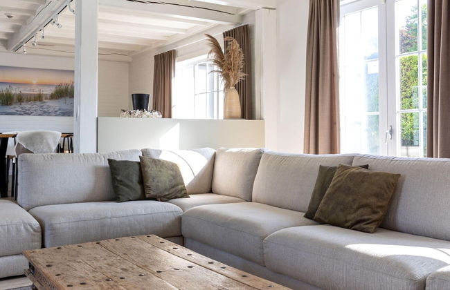 Luxury Villa in Sint-Idesbald with Hot Tub - Photo 31