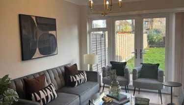 Spacious house for 7 - Ideal for Solihull NEC - Work and Family Groups - Foto 2