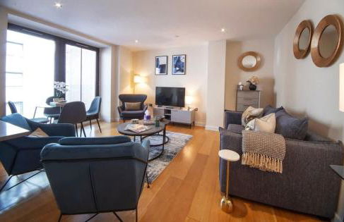 Westminster two bed one bath sleeps 5 with Air-Con - Photo 3