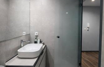 Piraeus Port Luxury Suites No1 - Foto 6