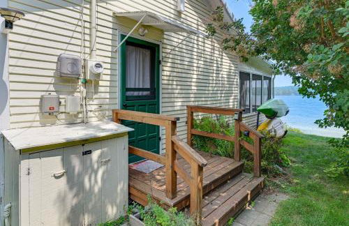 Dock and Rowboat Beechnut Bungalow on Keuka Lake - Foto 23