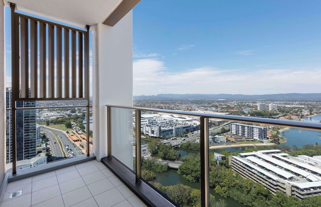 Avani Broadbeach Residences - Photo 13