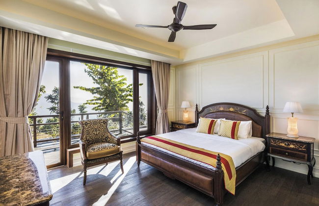 A Majestic and Luxurious Villa Overlooking the Ganges - Foto 2