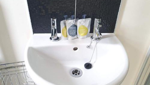 Salford Holiday Apartment Manchester - Foto 3, Shower