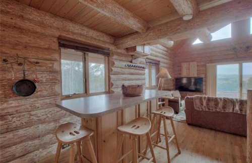 Cozy Log Cabin Loft Hot Tub on 5 wooded acres - Foto 26