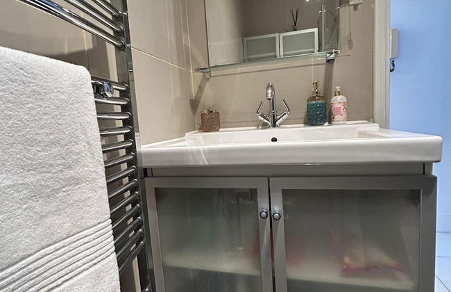 Supreme Apartment - Near Tube Stations & Free Parking - Foto 11