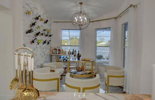 Stunning House with Beautiful Lake View - Foto 11