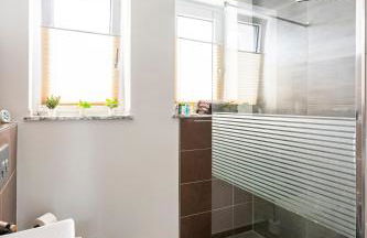 Maybach Apartments - Modern & Spacious, near Düsseldorf Messe, free Private Parking - Foto 24