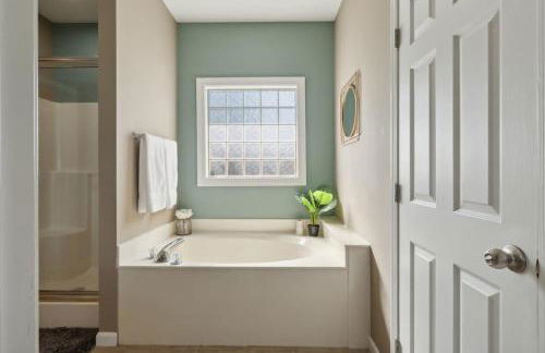 Quaint homey cottage style home in Harvest - Photo 39