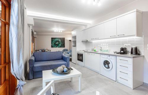 Aroma Accommodations - Photo 18