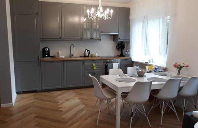 2 Bedroom City Center Apartment - Foto 1