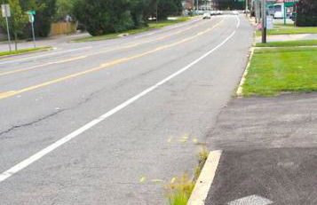 Stylish 4-Bedroom Full House. Plenty of Parking! - Foto 28