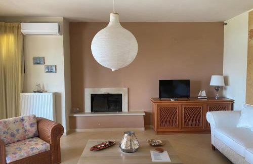 House with View in Amfithea - Photo 6