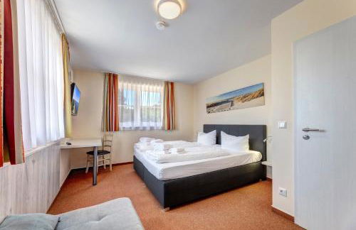 Ferienhaus Meinholdstraße mit eigener Sauna, Kamin, 4 Schlafzimmern ca 500m vom Ostseestrand - Foto 8