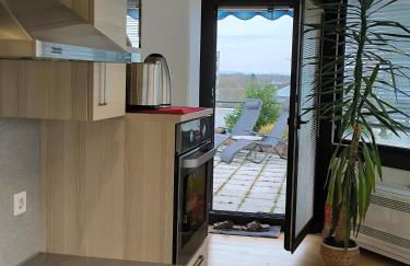 Im Herzen von Wiesdorf- Blick auf das BAYER-KREUZ -Appartement mit 2 Schlafzimmern & 3 Betten-für 4 Personen -Zentral gelegen - Friedrich Ebert Platz 5a , 4te Etage -kein Aufzug -Lift- Dachterrasse und Sauna - Kaution Pflicht - - Foto 19