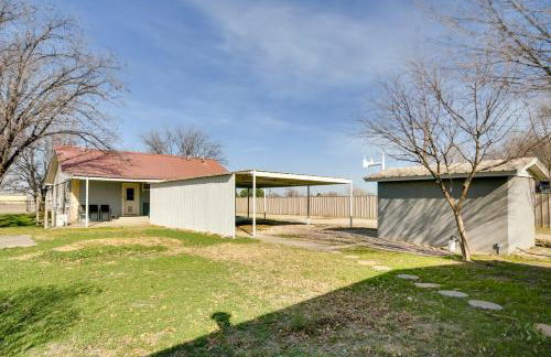 9 Mi to Downtown Lubbock Home with Yard - Foto 23