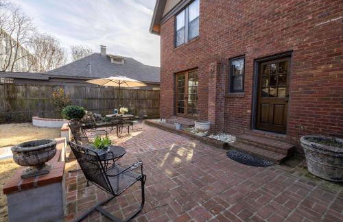 Historic Tudor Home, Heated Pool - Photo 53