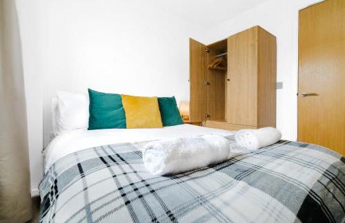 2BR Flat Near City Centre with Free Parking - Foto 55