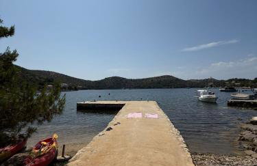 Seaside house for families with children Skrivena Luka, Lastovo - 24059 - Foto 16