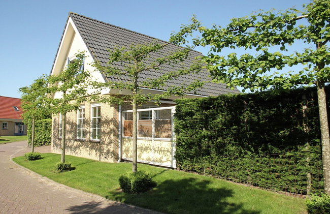 Holiday Home in Schoorl Near Sandy Beaches - Foto 1