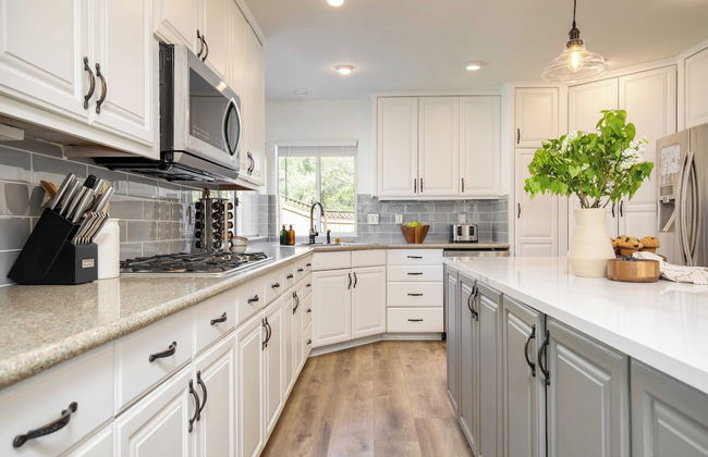 The Riesling Retreat by Avantstay Estate w/ Pool, Hottub, Putting Green & Pickle Ball Court! - Photo 41