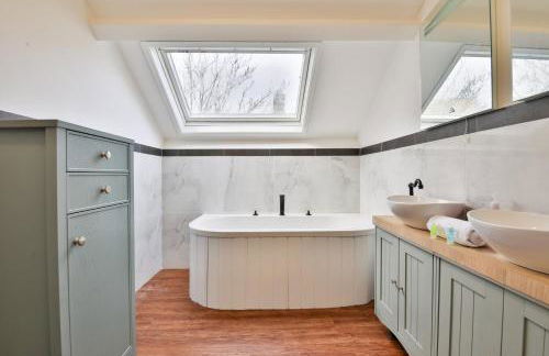 The Stuart Collection – Three-Bedroom Apartment - Foto 53