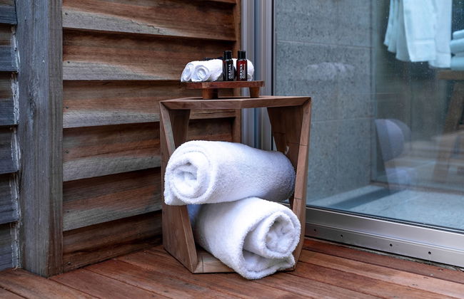 DULC Cabins - Photo 19