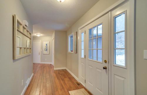 Waterfront Deck and Dock Torch Lake Home! - Foto 27