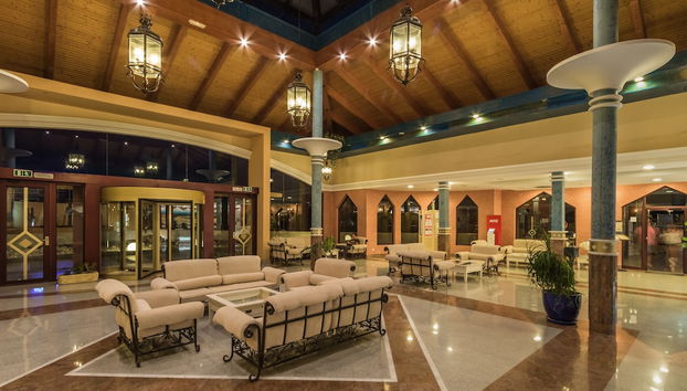 Entrada (vista interior)