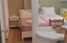 Krinelos Rooms - Photo 8