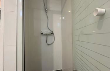 Dream House Paris 5 chambres proche M7et M14 - Foto 14