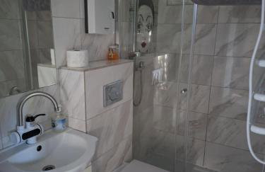 Mazury domek całoroczny Pelnik gm Ostróda jezioro las - Photo 2