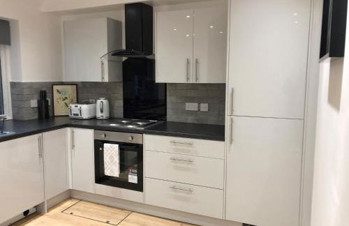 2BD Mews House in East London, walking distance to High Street and Tube - Foto 3