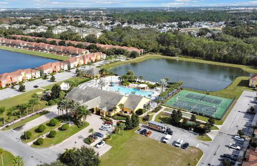 Trendy Retreat - Great Location - Fully Loaded - Foto 33