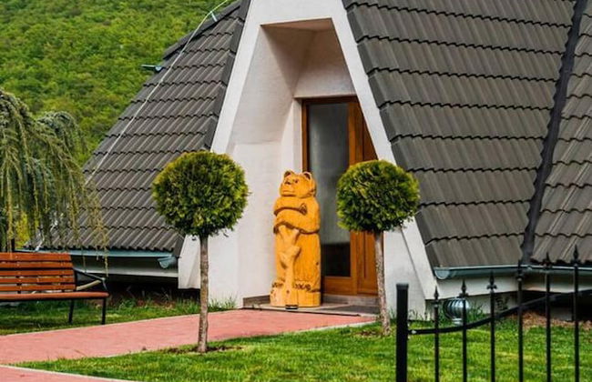 Captivating 3-bedrooms Cottage in the Hills - Foto 41