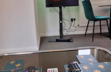 1 Bed @ Factory Quater - Chard St - Foto 15