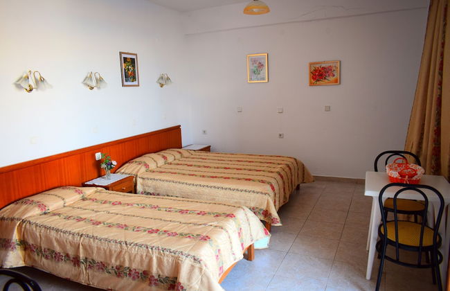 Triple Sea View Family Room Close To The Beach - Photo 3