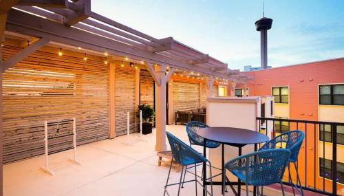 Cozy 2BR-w Parking, Near Rvrwalk, Dome & Conv Ctr - Foto 3