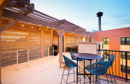 Cozy 2BR-w Parking, Near Rvrwalk, Dome & Conv Ctr - Foto 3