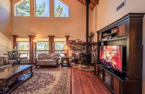 Mountain View Playhouse Near Yosemite & Bass Lake - Foto 1