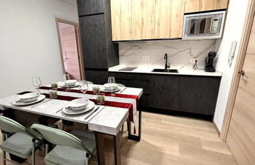 LUJO 10 pax Proyector, Maquina Arcade y Patinetes - Foto 9