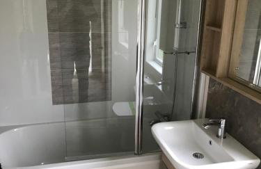 Valley View with a luxurious hot tub - Foto 34