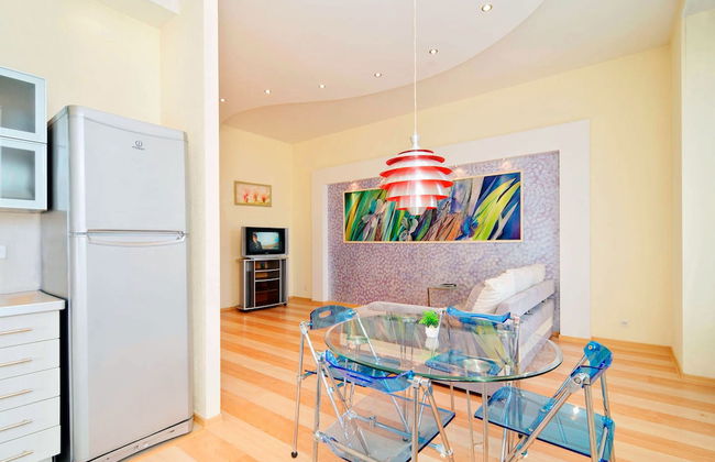 Feelathome on Lower Nevsky - Photo 48