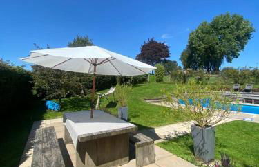 Luxury homely open-plan Barn with log burner & games room - Foto 17