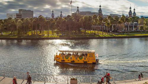 Chic Bungalow Apartment steps from Armature Works & Downtown Riverwalk - Foto 5