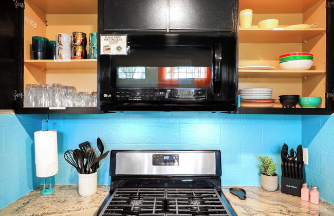 Graffiti and Glam Wonderland - Foto 20