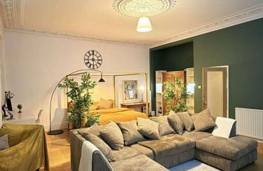 Autumn’s Retreat - Photo 14